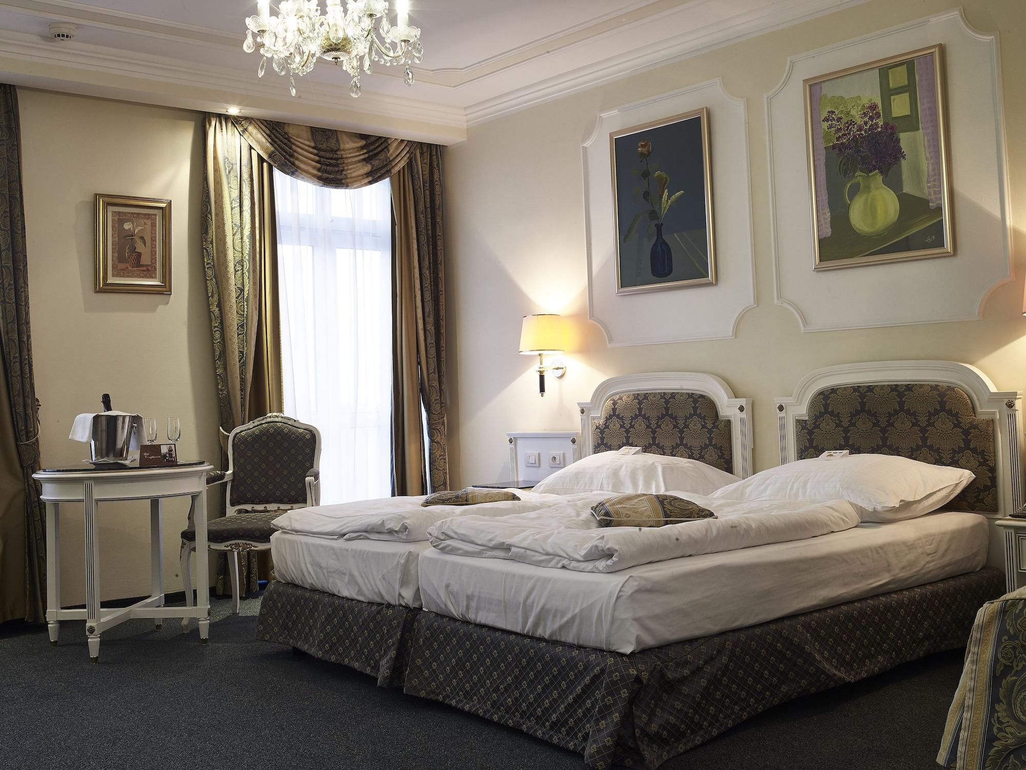 Mariánské Lázně Esplanade Spa And Golf Resort מראה חיצוני תמונה